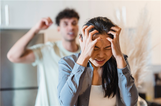 守护心灵与信任：私家侦探婚外情调查中的情感疏导案例
